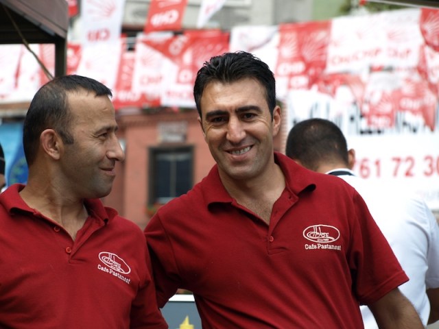 OLYMPUS DIGITAL CAMERA