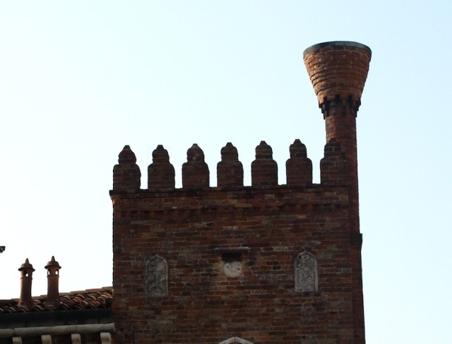 A truncated cone crocket chimney. 