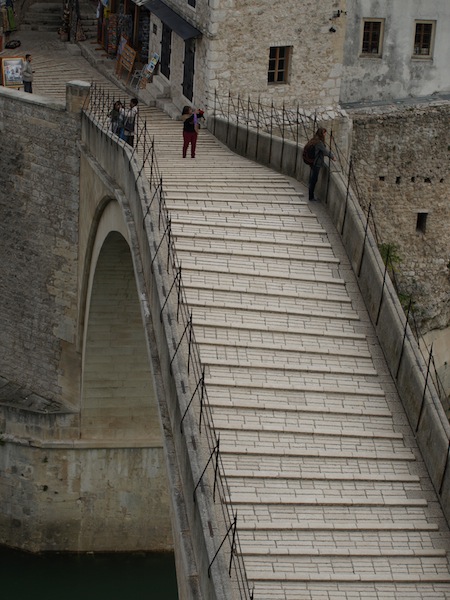 In 1566 the Old Mostar Bridge was the widest arch bridge in the world. 
