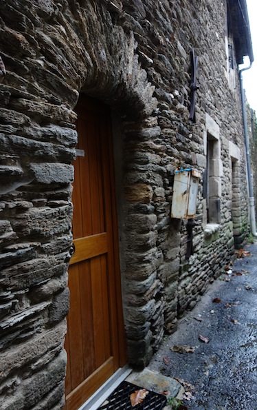 Beautiful random rubble wall.