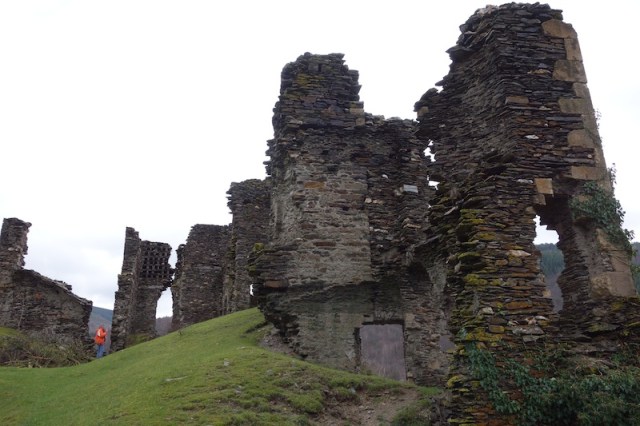 Portion of the St Julien d’Arpaon castle. 