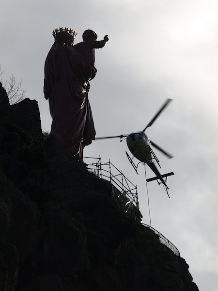 The removal of the scaffolding at Mary’s feet was a very tricky manoeuvre as the pilot had to come in very close.