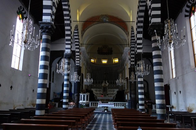 Even inside the church stripes are the go. 