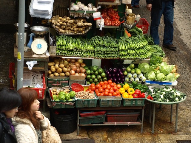 Food comes in. One wonderful aspect about Hong Kong is the food. I do wonder how organic it might be though. 