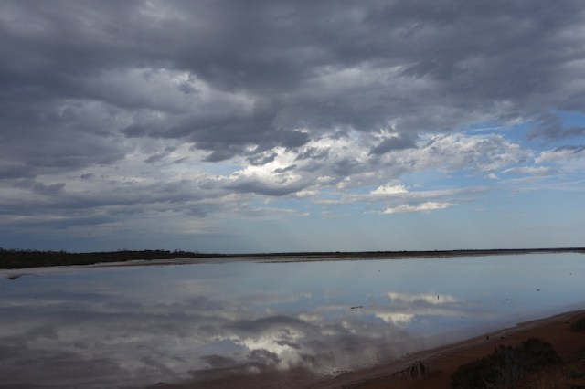 Storm brewing across Lake King. 