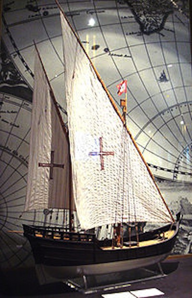 Model of a Portuguese carvel. Picture source PHGCOM