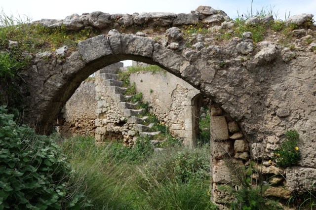 If you have to remain indoors during an earthquake a safe place to be is under an arch. 
