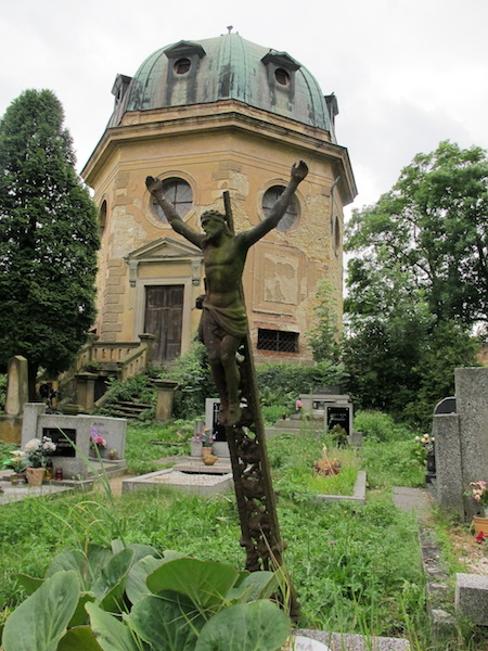 The central building in the Horin cemetery. Frustrating not knowing its history. 