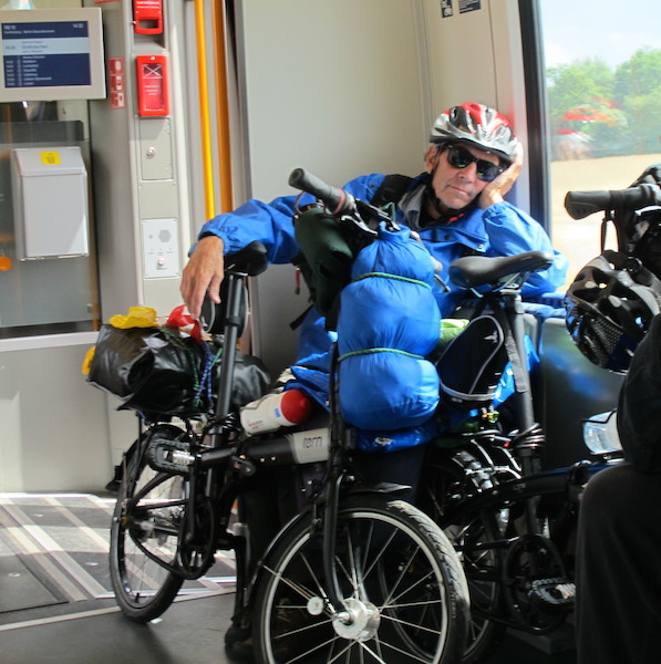 Thinking of Tbear on the train to Calau. 