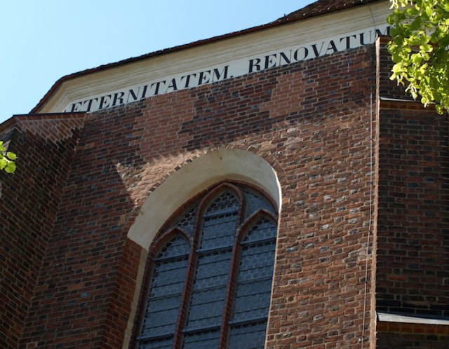 Same church but brick restoration done in a more sympathetic manner. 