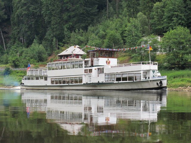 Forta Bohemia heading upstream. There was enough water in some sections for boat movements. 