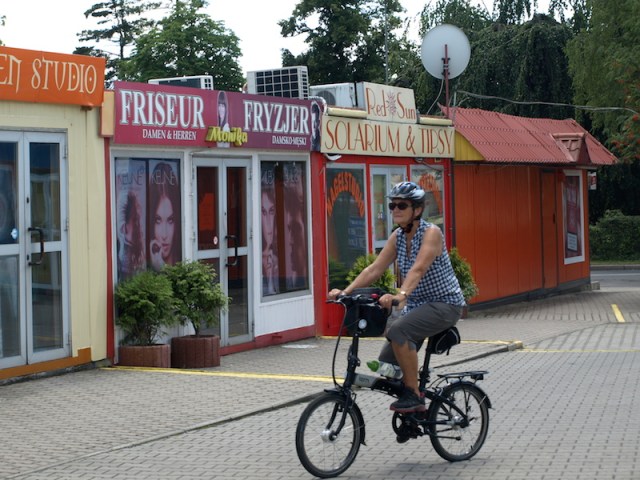A couple of the many beauty treatment shops just across the border. There were also many solariums.