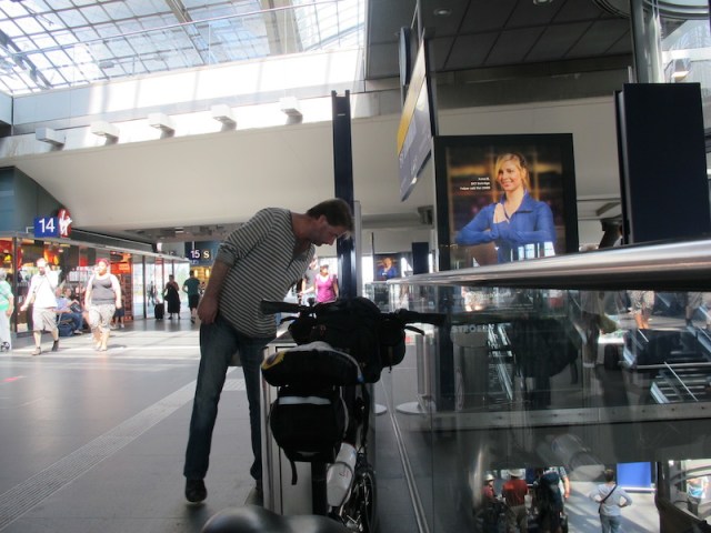 Scrounger inside the station. 