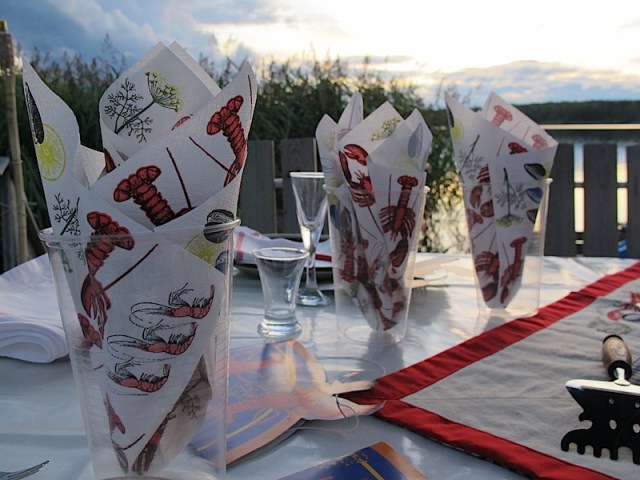 Crayfish everywhere, on the place mats and serviettes. 