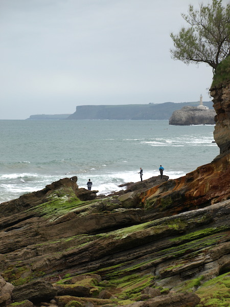 Sandstone uplifts along the coast to the west. 
