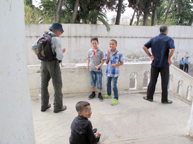 Talking with kids on the way to school. 