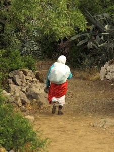 A Riffian women heading down to Chefchaouen. 