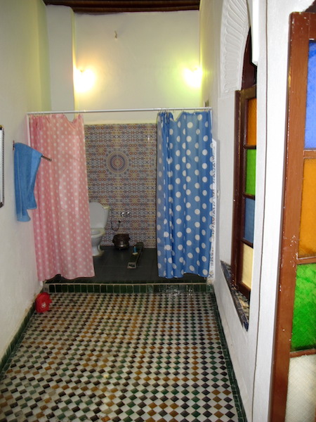 Our colourful ensuite bathroom. The spaciousness of the bathroom made one feel very regal. 