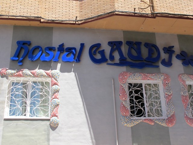 Window art Hostel Gaudi. 