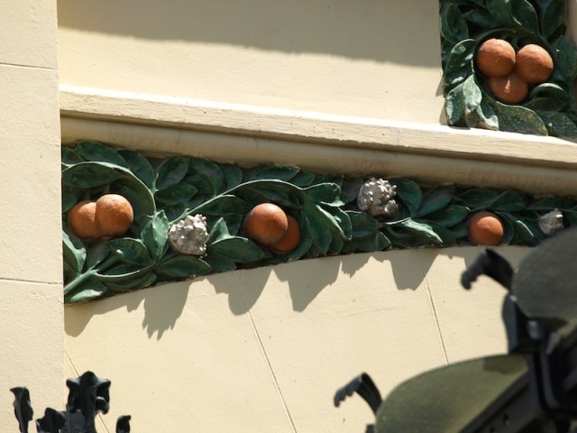 Valencia oranges and even orange blossom decorate the outside of the station. 