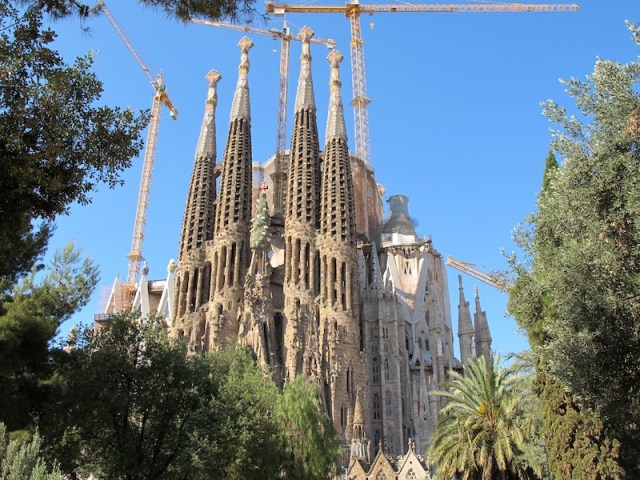 Sagrada Familia Church. Commenced in 1883 and estimated to be completed in 2026. 
