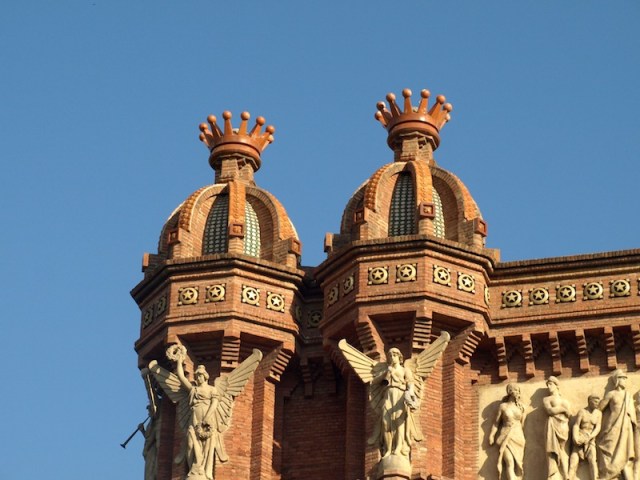 Faux crowns on top of the Barcelona Arc de Triomf cupolas. 