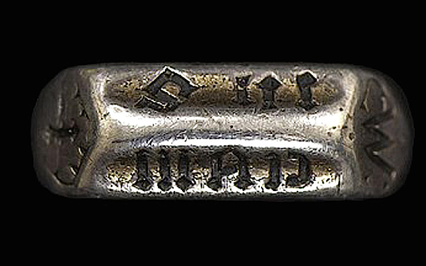 Joan of Arc’s ring. Image credit: www.telegraph.co.uk/news via Cascade News. 