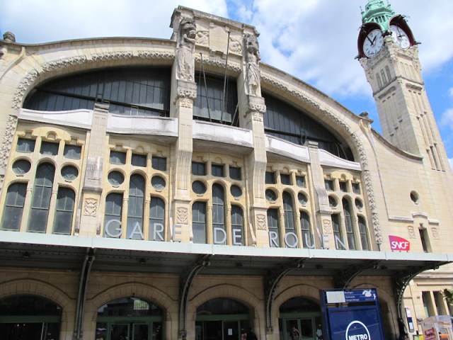 The entrance to the art nouveau Gare de Rouen. 
